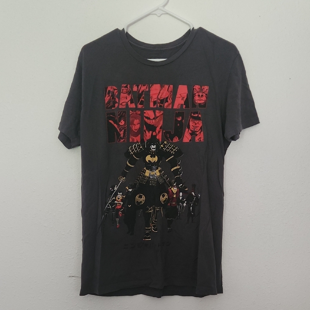 🪩 2/$15 // DC COMICS: Batman Ninja Tee Shirt